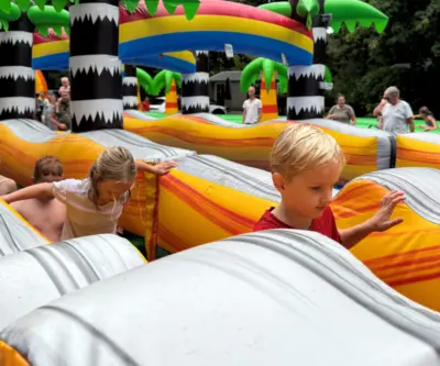 Camping De Haeghehorst Luchtkussenspektakel 1