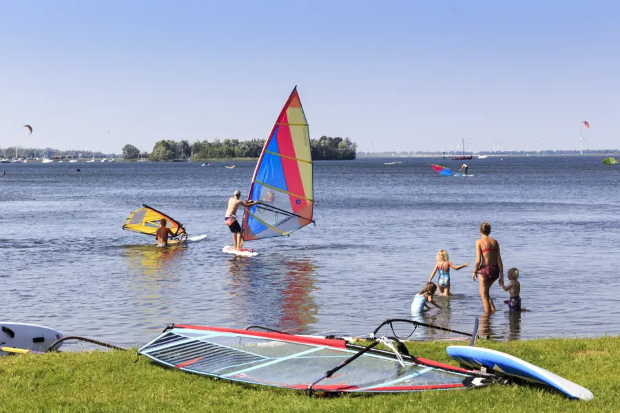 Visit Veluwe Strand Horst Veluwemeer in de omgeving van Camping De Haeghehorst 2